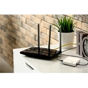 APC Back-UPS Connect 12Vdc 36W, lithium-ion, mini network ups to protect internet routers, IP cameras and more