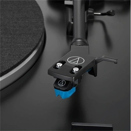 AUDIO TECHNIKA AT-LP3XBTBK szíjhajtású lemezjátszó, teljesen automatikus működtetésű, fekete
