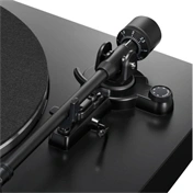AUDIO TECHNIKA AT-LP3XBTBK szíjhajtású lemezjátszó, teljesen automatikus működtetésű, fekete