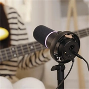 BOYA CASTMIC S60 - XLR és USB csatlakozású RGB broadcast mikrofon