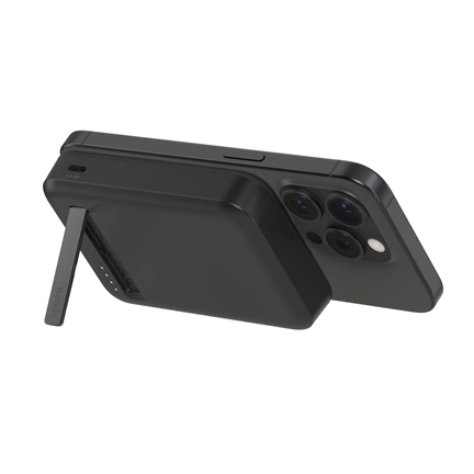 Belkin BoostCharge Pro power bank - mágneses, vezeték nélküli, Qi2, 8000mAh, 15W, állvány, fekete