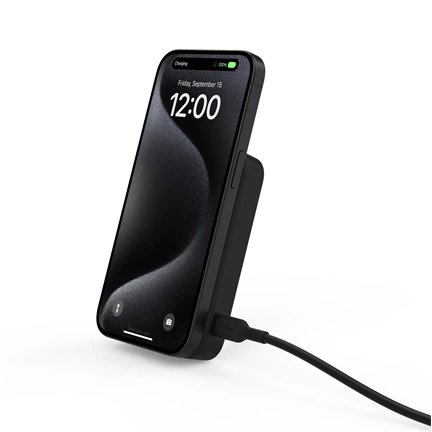 Belkin BoostCharge Pro power bank - mágneses, vezeték nélküli, Qi2, 8000mAh, 15W, állvány, fekete