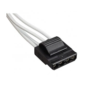 CORSAIR Premium Individually Sleeved Peripheral Cable, Type 4 (Generation 3) - White CORSAIR Premium Individually Sleeved Peripheral Cable, Type 4 (Generation 3) - White