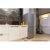 Candy CCE3T618FS  alulfagyasztós hűtőszekrény