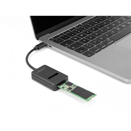 DELOCK M.2 NVMe PCIe vagy SATA SSD kombinált átalakító USB Type-C 10 Gbps-vel