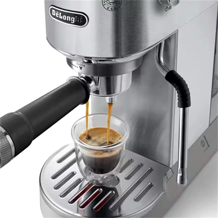 DELONGHI EC890.M Dedica Duo manuális eszpresszó kávéfőző, tartály: 1,1 l, 1450W, Ezüst