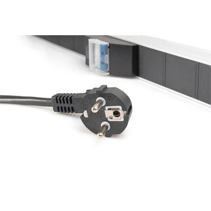 DIGITUS A-19-STRIP42-1 0U PDU 230V 16A 14xCEE 7/3 aljzat CEE7/7 csatlakozó megszakítóval 2M elosztósor