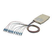 DIGITUS A-96933-02-APC 12x LC/APC 9/125 monomódusú OS2 LSOH optikai spiltter kazetta