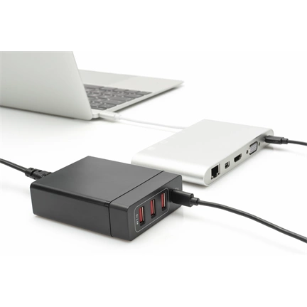 DIGITUS DA-10195 Univerzális 4 port USB Type-A/Type-C 72W töltőadapter