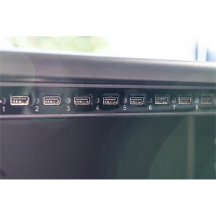 DIGITUS DN-45003 16 állomásos (max. 14") tablet és notebook töltőkocsi