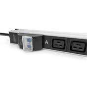 DIGITUS DN-95451 0U PDU függőleges 250V 32A 24xC13 4xC19 aljzat IEC 60309 ipari csatlakozó 3M elosztósor