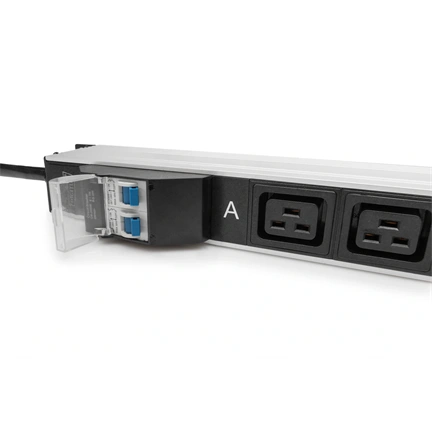 DIGITUS DN-95451 0U PDU függőleges 250V 32A 24xC13 4xC19 aljzat IEC 60309 ipari csatlakozó 3M elosztósor
