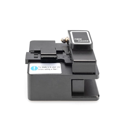 DIGITUS DN-FO-FC Optikai precíziós száltörő