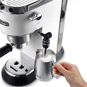 DeLonghi DEDICA style EC685W eszpresszó kávéfőző