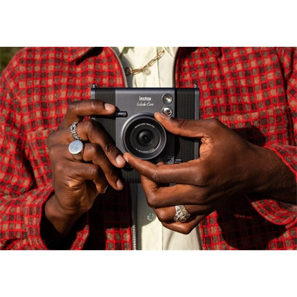 Fujifilm Instax Wide EVO fekete Instant Kamera 