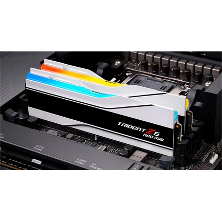 G.SKILL Trident Z5 Neo RGB DDR5-7200MHz CL34-45-45-115 1.40V 32GB Kit 2 (2x16GB) AMD EXPO White G.SKILL Trident Z5 Neo RGB DDR5-7200MHz CL34-45-45-115 1.40V 32GB Kit 2 (2x16GB) AMD EXPO White