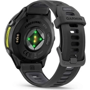 Garmin Forerunner 970 prémium futóóra - karbonszürke/fekete tok és fekete/átlátszó fehérkő szíj