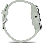 Garmin Venu 3S okosóra - ezüst rozsdamentes acélkeret, zsályaszürke tok és szilikonszíj
