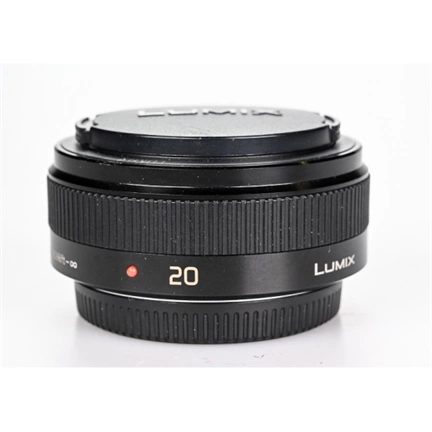 Használt Panasonic Lumix  20mm f/1.7 Asph. sn:br3jb004221