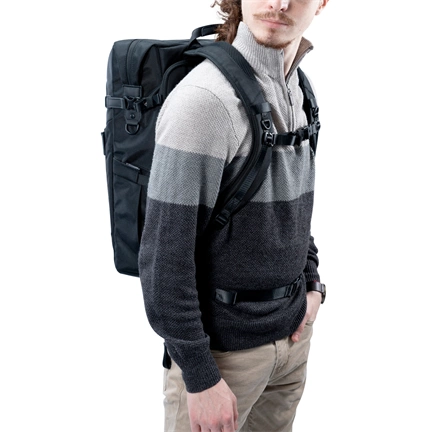 JAVÍTOTT VANGUARD VEO SELECT 49 BK fotó/videó táska