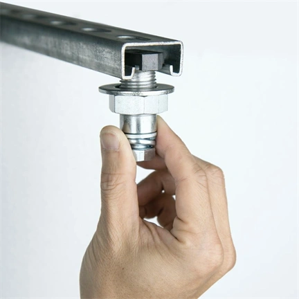 KUPO szerelőprofil adapter 1/2"-os csavarral