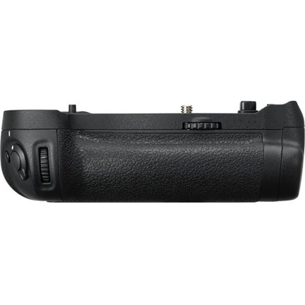NIKON MB-D18 Elemtartó markolat (D850)
