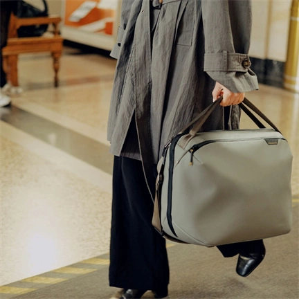 PEAK DESIGN Travel Weekender 25L - Sziklaszürke