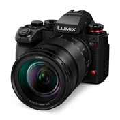 Panasonic Lumix S1 II MILC fényképezőgép + S 24-105mm f/4 Macro objektív Kit Panasonic Lumix S1 II MILC fényképezőgép + S 24-105mm f/4 Macro objektív Kit
