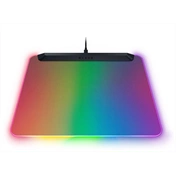 Razer Firefly V2 Pro egérpad - 15 zónás teljes RGB Chroma világítás, 360x278mm, fekete