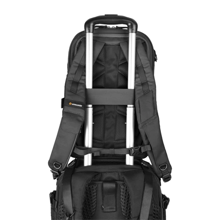 VANGUARD VEO METRO B25L BK hátizsák