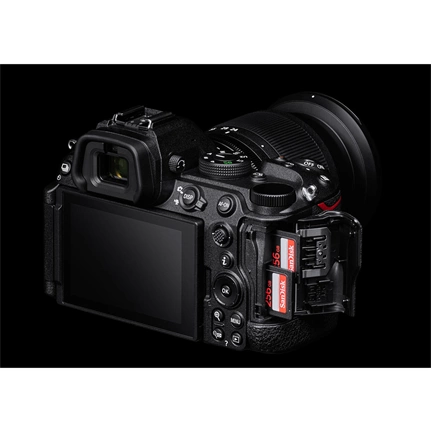 Nikon Z 5II MILC fényképezőgép váz+ Z 24-70mm F4 S objektív kit