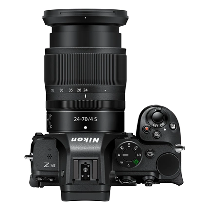 Nikon Z 5II MILC fényképezőgép váz+ Z 24-70mm F4 S objektív kit