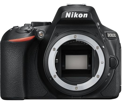 Nikon D5600 váz