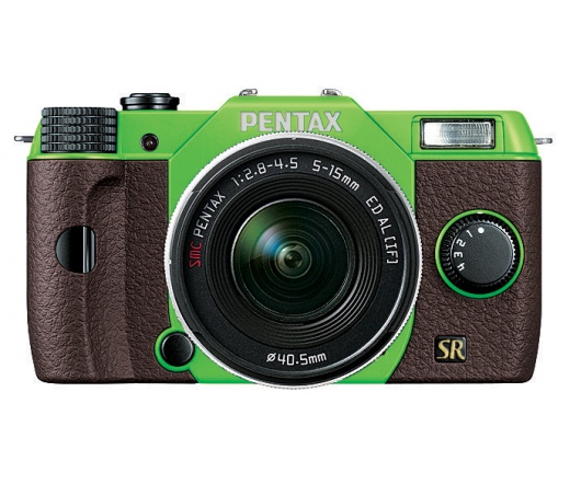 Pentax Q7 Mint/Brown + zoom 5-15mm