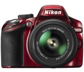 Nikon D3200 + 18-55 VR II vörös kit
