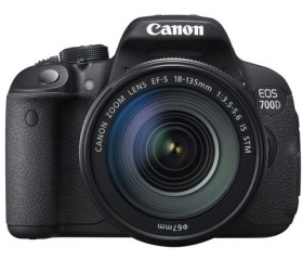Canon EOS 700D + 18-135mm IS STM kit