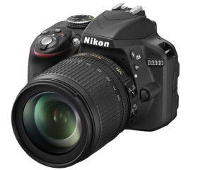 Nikon D3300 + 18-105 VR Kit + 8GB SDHC + táska