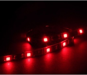 Akasa Vegas M mágneses LED fényszalag piros