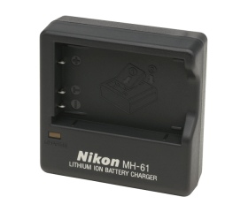 Nikon MH-61 töltő