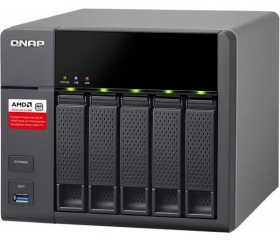 QNAP TS-563 8GB RAM 5x10TB Seagate IronWolf HDD